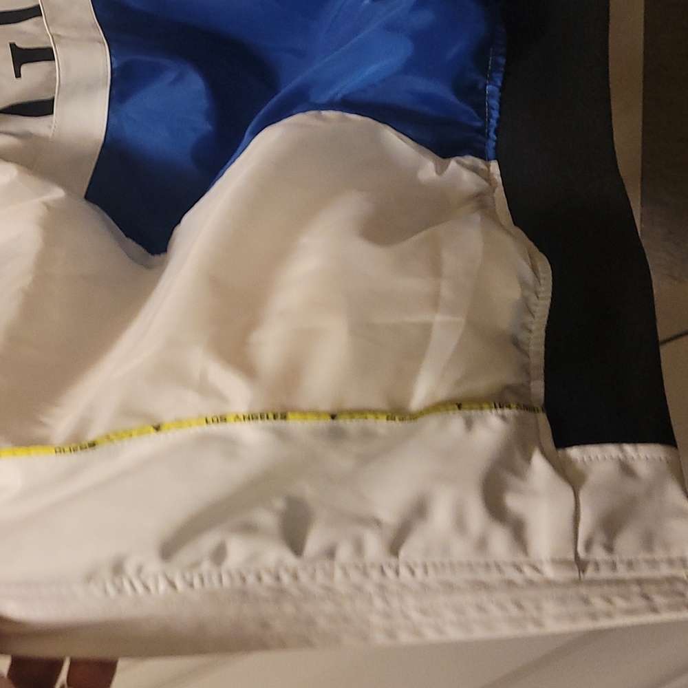 Large guess jacket - Picture 10 of 14